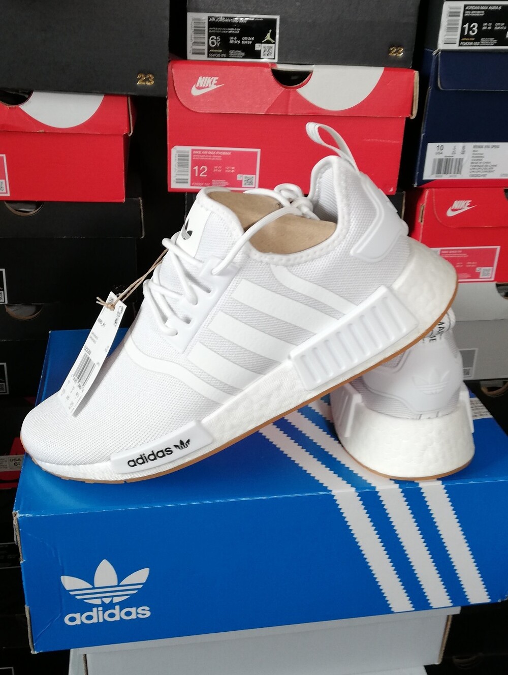 ADIDAS NMD-R1 MEN US SIZE 10.5 BRAND NEW IN BOX